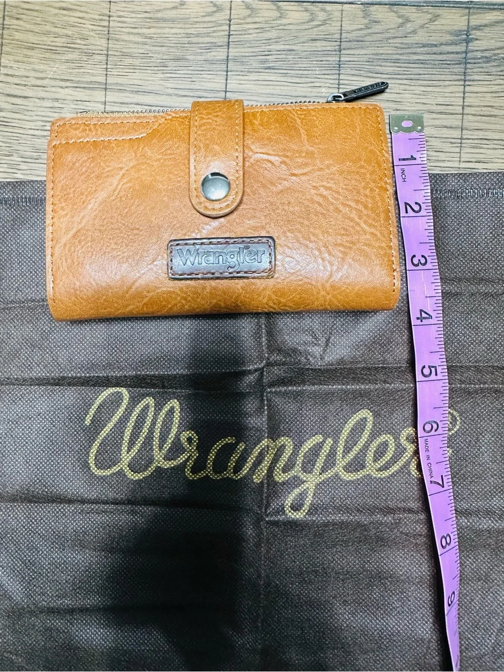Wrangler Tan Trifold Leather Wallet with Snap Tab